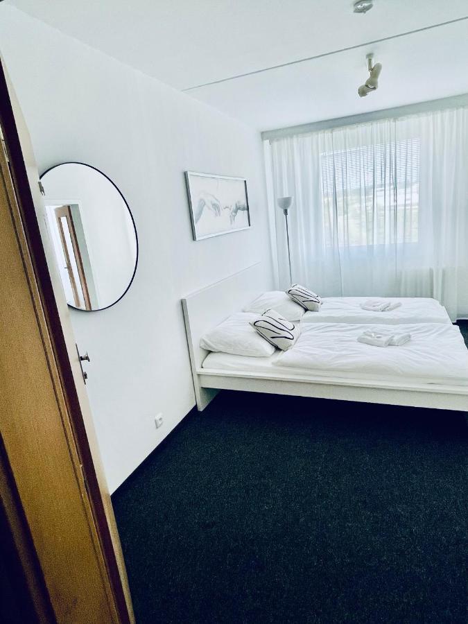 Apartmany Bryksova Prague Ngoại thất bức ảnh