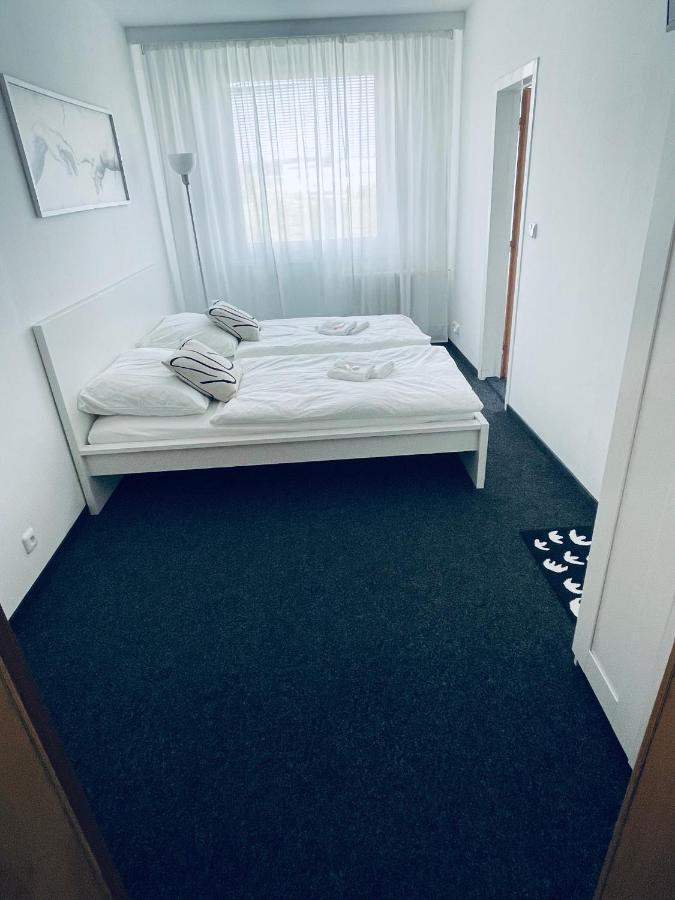 Apartmany Bryksova Prague Ngoại thất bức ảnh